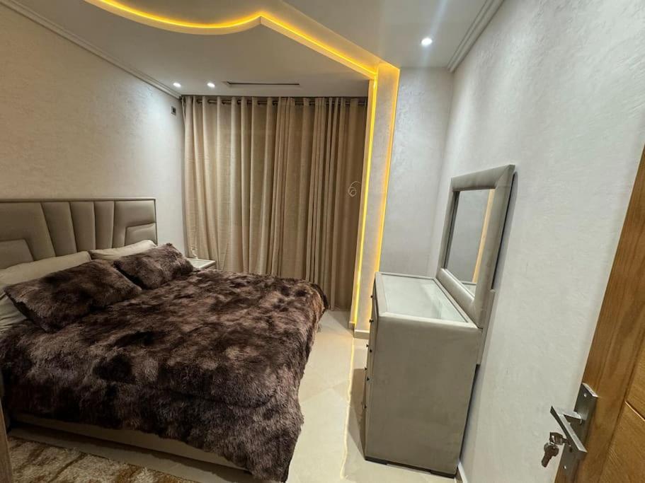 Family-Sized Cosy Apartment Larache Buitenkant foto
